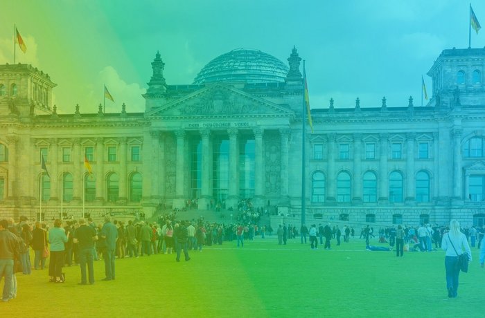 Eingefärbtes Foto des deutschen Bundestags