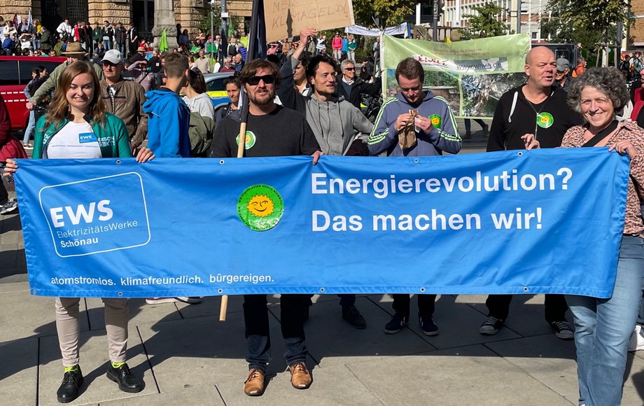 Foto von einer Demo: Energierevolution? Das machen wir
