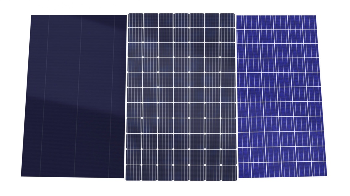 Links ein PV-Modul mit einer relativ monochrom dunklen Oberfläche, in der Mitte ein dunkelblaues mit einem quadratischen Raster, rechts ein hellblaues mit Raster.