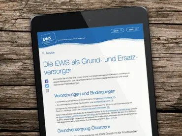 Tablet-Computer mit der EWS-Seite «EWS als Grund- und Ersatzversorger»