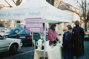 Infostand auf dem Schönauer Marktplatz