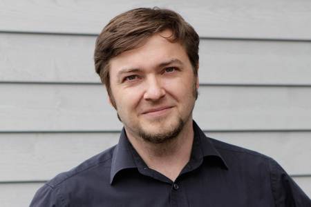 Portrait Sebastian Sladek