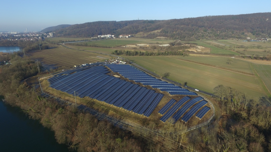 Luftbildaufnahme des Solarparks Herten