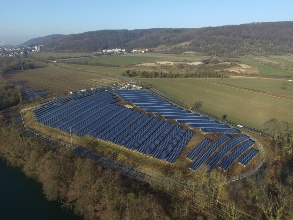 Luftbildaufnahme des Solarparks Herten