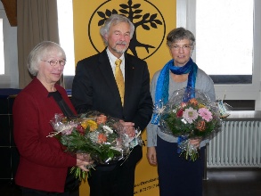 Ursula Sladek, Hans-Joachim Ritter und Sabine Kauffmann bei der Auszeichnung von Frau Sladek als Ökologia 2019