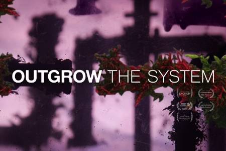 Filmplakat von Outgrow The System, das ein abstraktes Muster zeigt