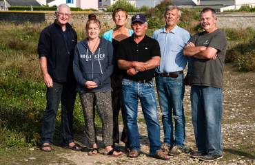 Gruppenportrait Stromrebellen Ile des Sein