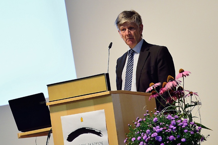Vortragender Walter Kälin